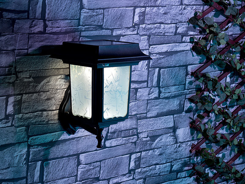 ; LED-Solar-Außenlampen mit PIR-Sensoren (neutralweiß) LED-Solar-Außenlampen mit PIR-Sensoren (neutralweiß) 
