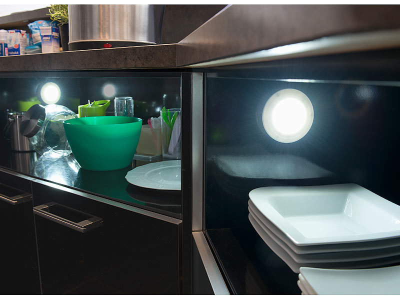 ; LED-Batterieleuchten mit Bewegungsmelder LED-Batterieleuchten mit Bewegungsmelder LED-Batterieleuchten mit Bewegungsmelder 