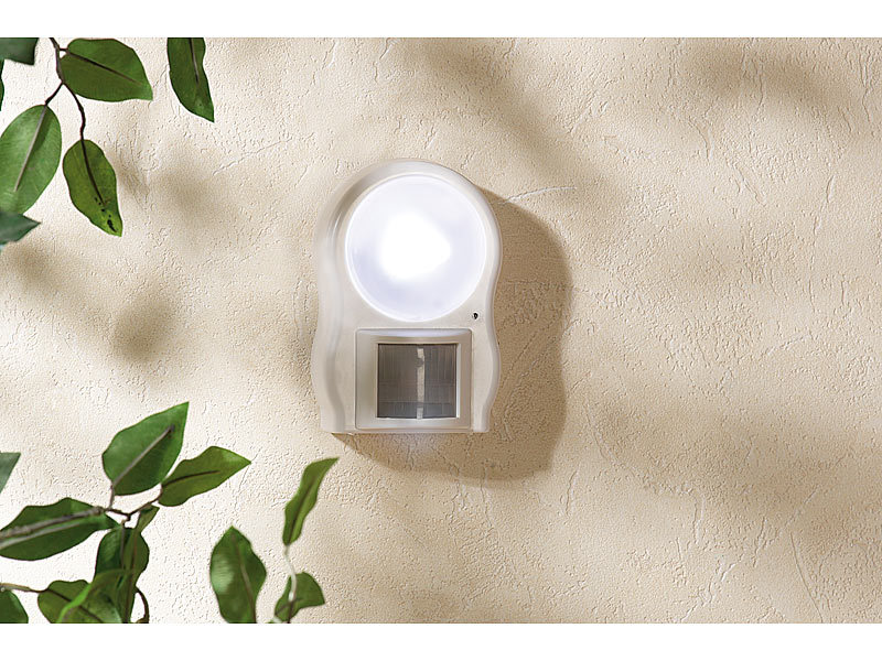 Lunartec Leuchte mit Bewegungs & Dämmerungsensor,  3er-Set; LED Batterie Leuchten, Solar-Wandstrahler mit PIR-Sensor für außen LED Batterie Leuchten, Solar-Wandstrahler mit PIR-Sensor für außen LED Batterie Leuchten, Solar-Wandstrahler mit PIR-Sensor für außen 