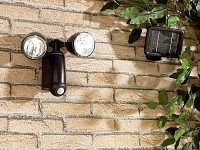 ; Solarleuchten, LED-StrahlerLED-SolarleuchtenGartenstrahlerSolarstrahlerLED-Solarstrahler mit Bewegungsmelder für Außenbereiche, wasserdicht Panels außen draußenSolar-LED-StrahlerSolarwandaußenleuchtenSolar-Wand-AußenleuchtenWandlampen SolarLED-SolarstrahlerSolar-Außen-StrahlerSolaraußenleuchten mit BewegungsmeldernPIR-Bewegungs Gartenlampen Gartenlichter Solarfluter Wandlamps Spotlichter Motion OutdoorAußenstrahlerWandstrahler betrieben mit SolarenergieLED-AußenstrahlerWandstrahlerAußenwandleuchtenWandleuchten für Hauseingänge Türen Höfe Eingangsbereiche EIngänge Gärten Terrassen Balkone  FluterAußen-Wandlichter 