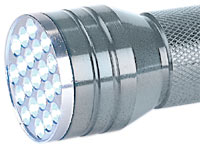 ; LED-Taschenlampen im Baseballschläger-Design, Steckdosen-LED-Nachtlichter mit Bewegungsmelder & Akku 