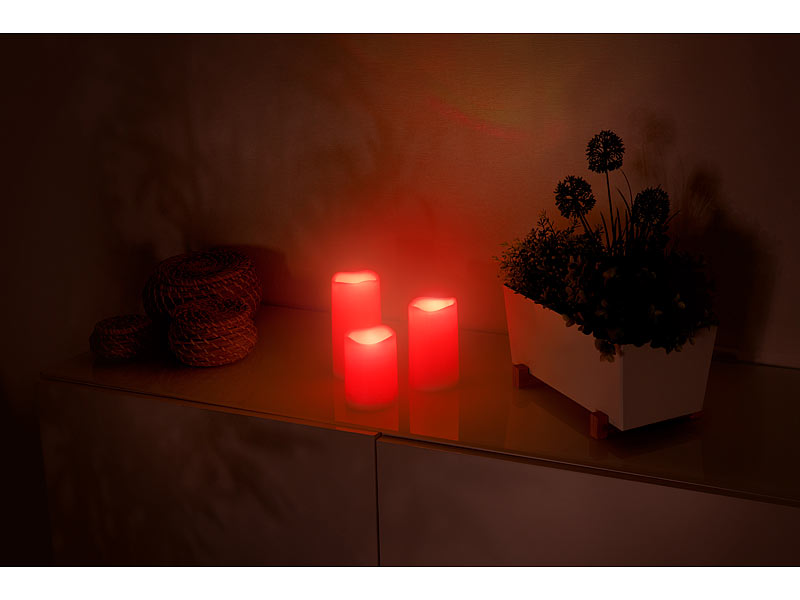 ; Akku-LED-Teelicht-Sets mit Ladestation 